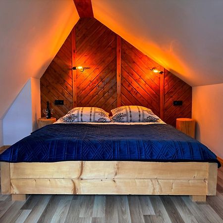 U Mlynorza Apartment Suche Bagian luar foto