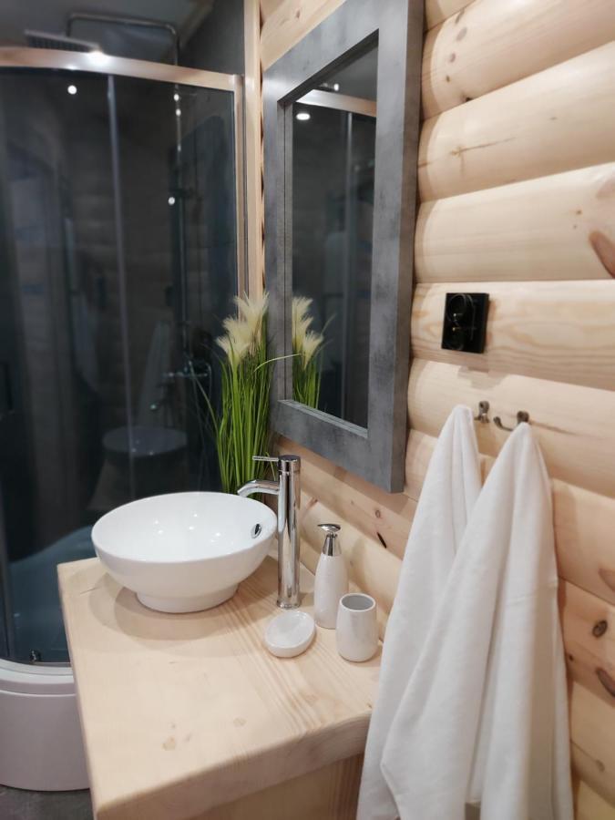 U Mlynorza Apartment Suche Bagian luar foto
