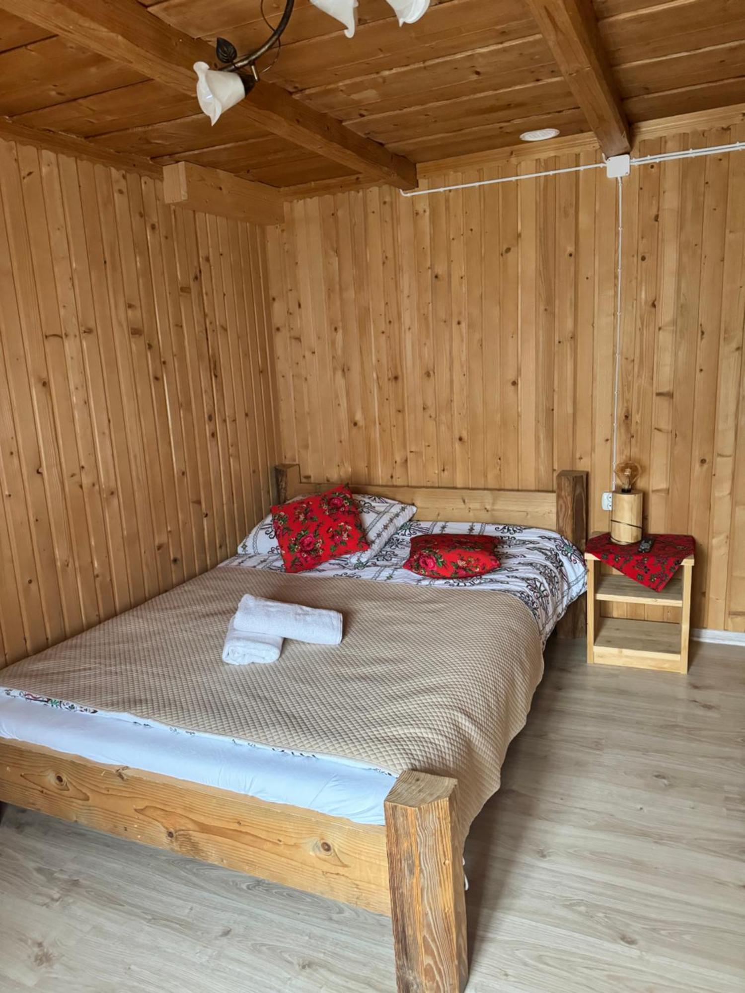 U Mlynorza Apartment Suche Bagian luar foto