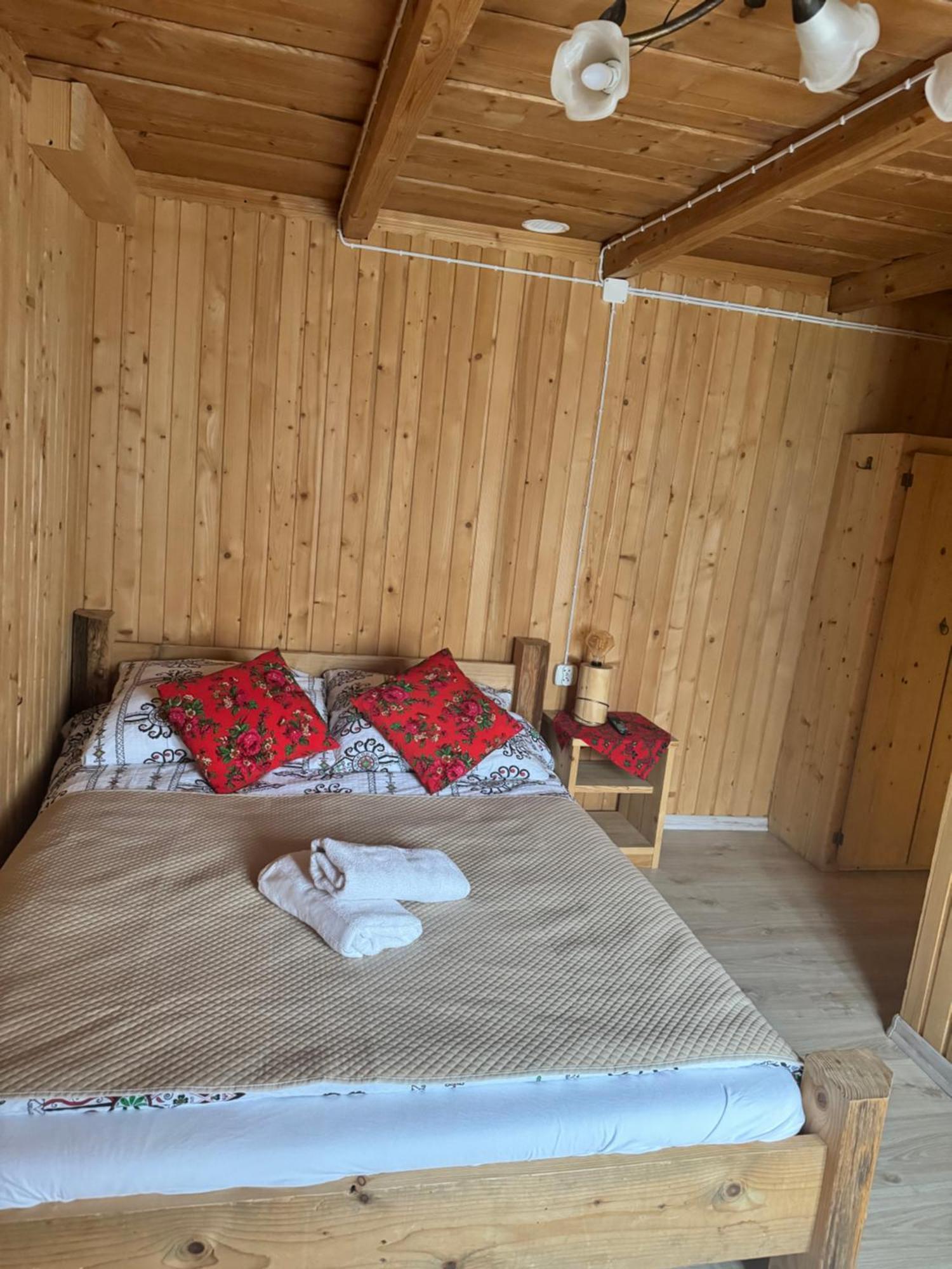 U Mlynorza Apartment Suche Bagian luar foto