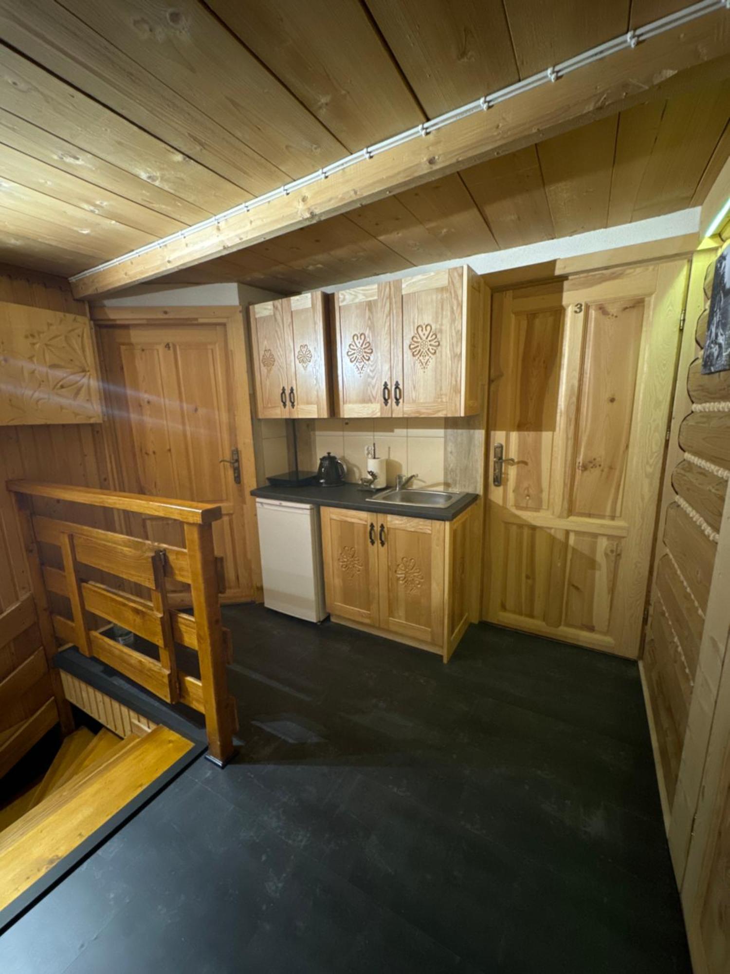 U Mlynorza Apartment Suche Bagian luar foto